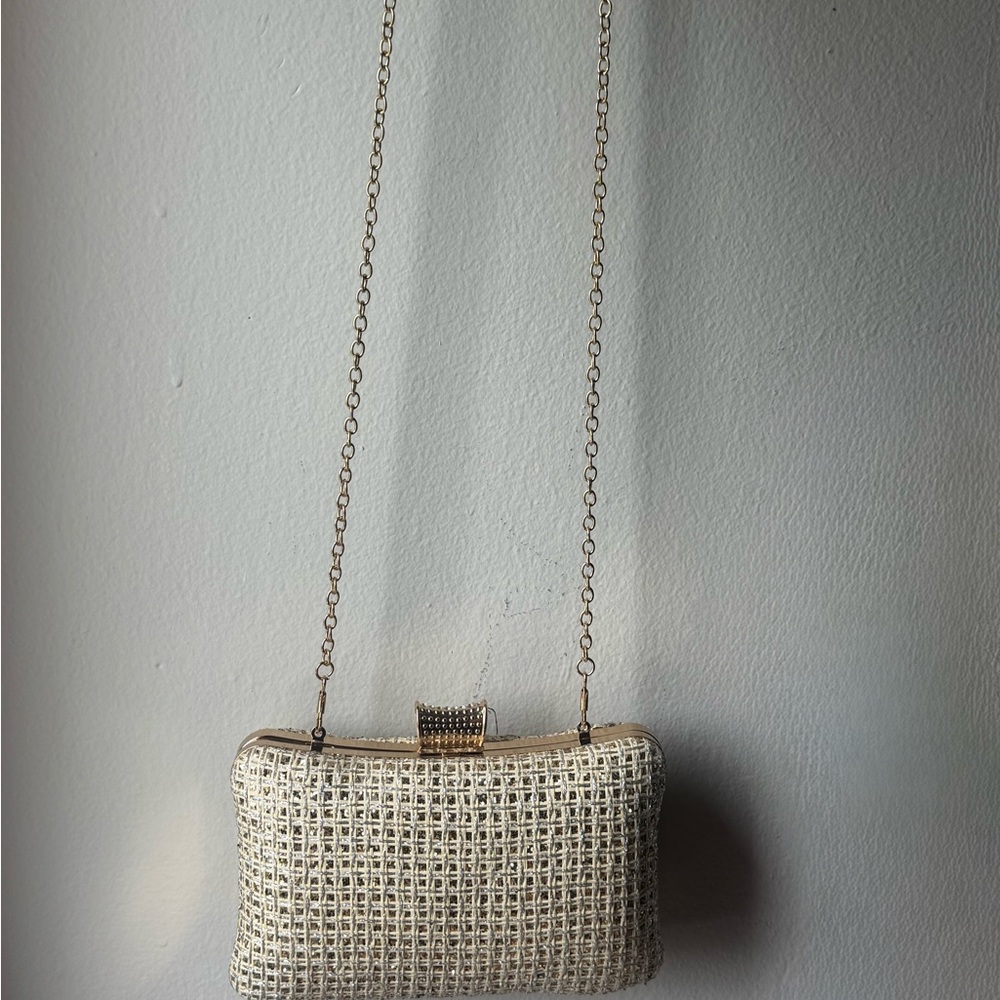 Elegant Cream Woven Clutch Bag